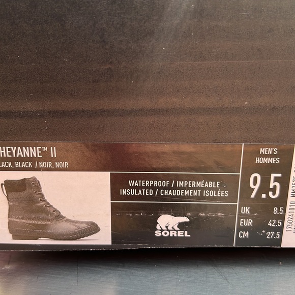 New Never worn, boxed, SOREL Black Waterproof, Impermeable, Insulated sole boots - Picture 12 of 14
